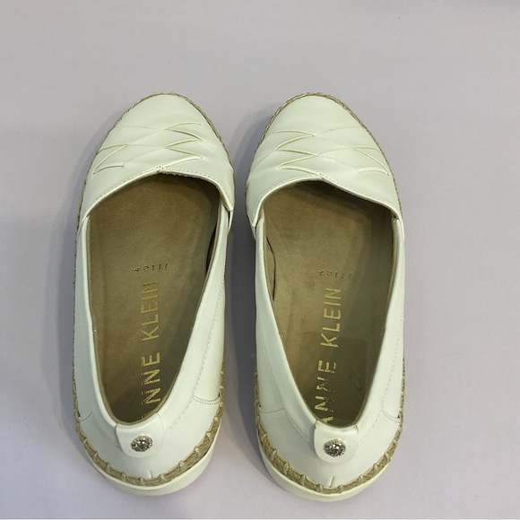 ANNE Klein flats white size 7 New in box - Picture 6 of 13